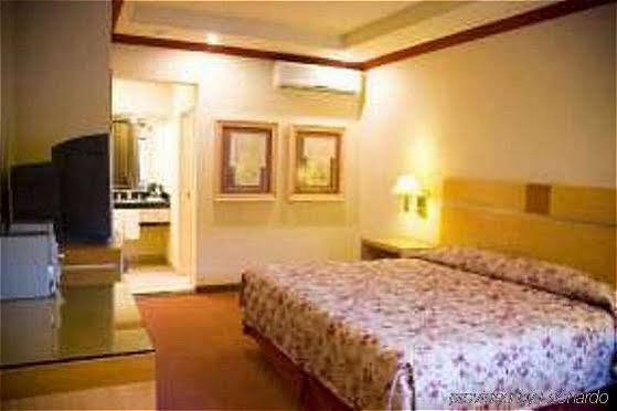 Hotel Plaza Las Quintas Hermosillo Kültér fotó